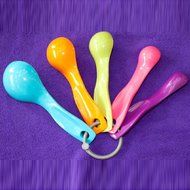 DUFUSTORE 5pcs Plastic Colorful Measuring Spoons Dipper Home Baking Cake Tools New N2