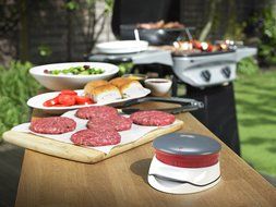 ZYLISS Burger Press, Hamburger Patty Maker, Adjustable 1/4 lb and 1/2 lb