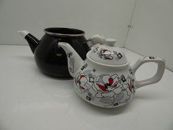 3 Pieces Tea Kettle Set-Family Size,Enamel,Stove Top, Fifth One. N2