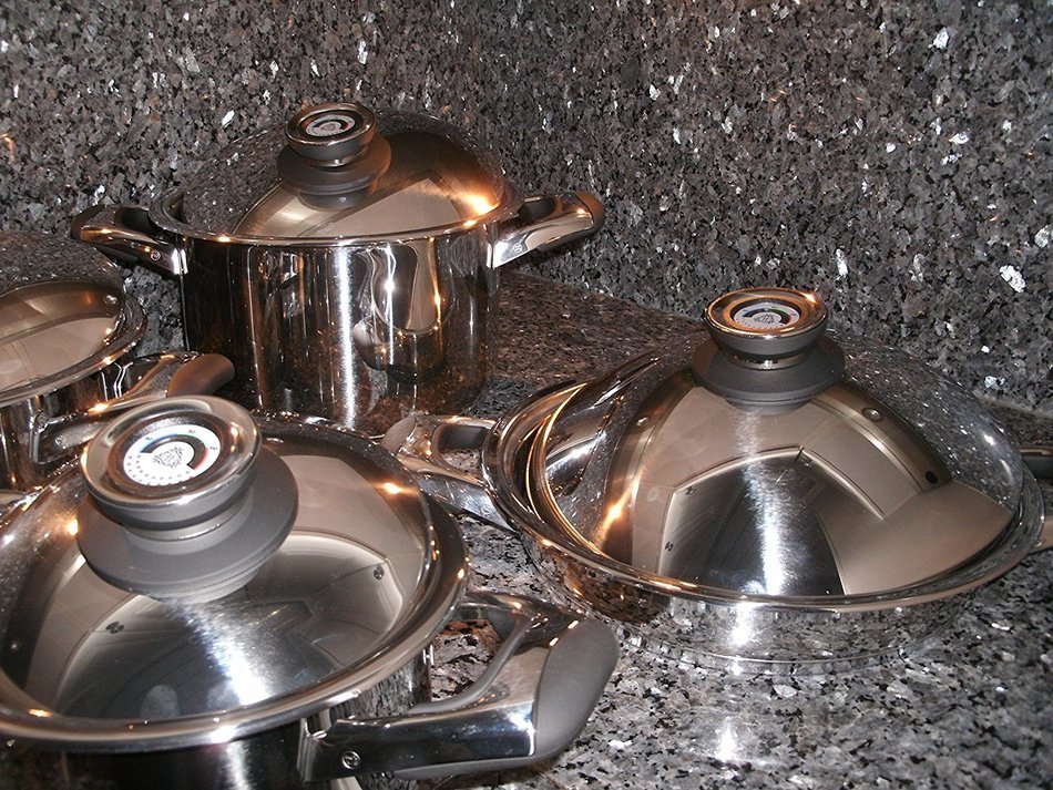 Swissmade Cookware Pot Grill Set 12 Piece Lasagna Casserole Cooking Retail $ 2199,= Waterless Healthy N4