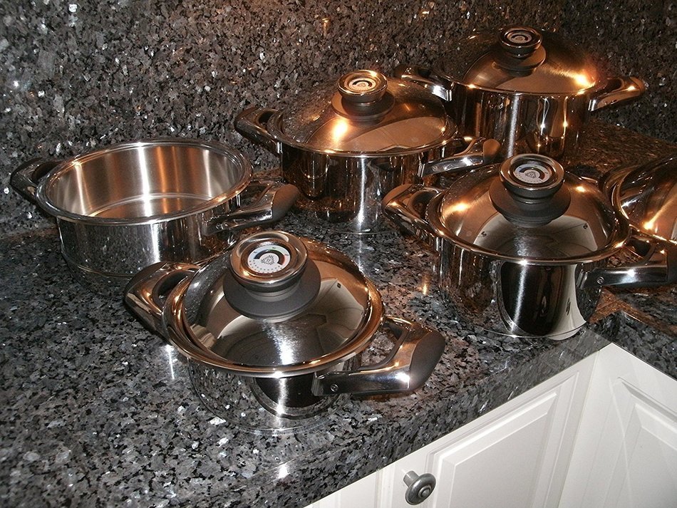Swissmade Cookware Pot Grill Set 12 Piece Lasagna Casserole Cooking Retail $ 2199,= Waterless Healthy N9