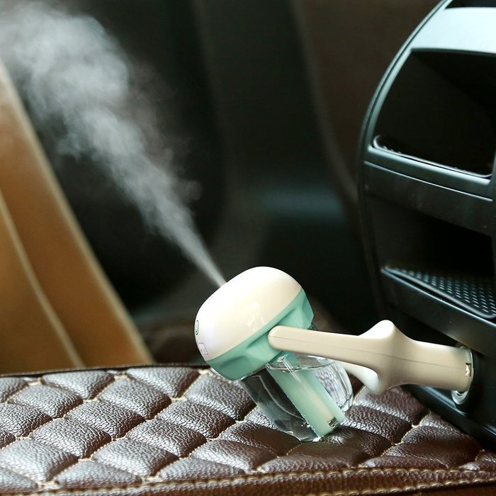 Megadream Mini Auto Portable Travel Cool Mist Car Charger Port Ultrasonic Humidifier 180 Rotation Essential Oils... N8
