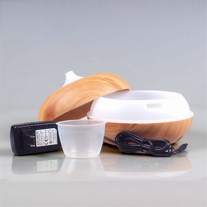 GD2016 300ml Aroma Essential Oil Diffuser Ultrasonic Cool Mist Humidifier 7 Color Changing LED Lights Wood Grain... N4