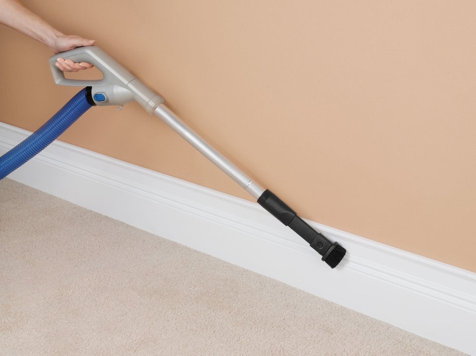 Hoover Vacuum Cleaner Sprint Quick Vac Bagless Lightweight Corded Upright UH20040 N2