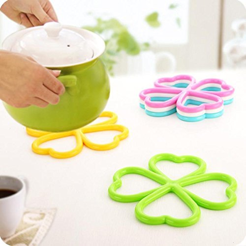 JIEPING Beautiful Plum Blossom Shape Style Insulation Mat Green N2
