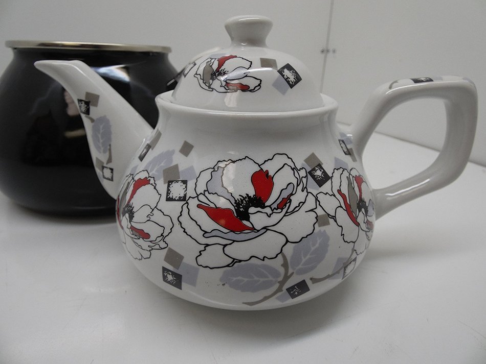 3 Pieces Tea Kettle Set-Family Size,Enamel,Stove Top, Fifth One. N3