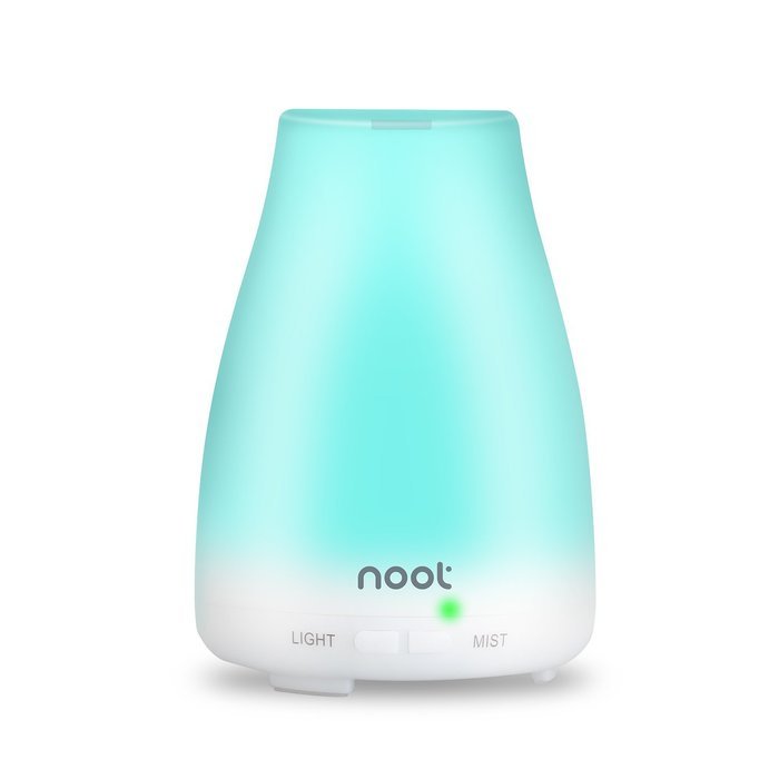 Essential Oil Diffuser 100ml Compact Ultrasonic AromaTherapy Oil Cool Mist Humidifier with Adjustable Mist, Colors...