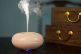 140ml Cool Mist Humidifier Ultrasonic Aroma Essential Oil Diffuser with 7 Cloor LED Lights for Office Home Room... N21