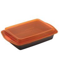 Rachael Ray Nonstick Bakeware 9-Inch by 13-Inch Covered Cake Pan, Gray with Orange Lid and Handles N2