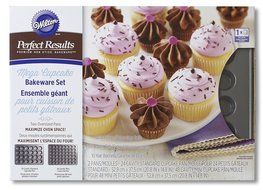 Wilton Perfect Results Premium Non Stick Bakeware Mega Cupcake Bakeware Set, Art. 970665