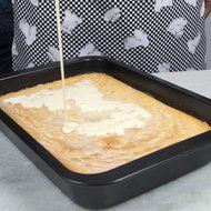 Loaf Pan 10 Inch x 5 Inch, Ideal for Bread Baking Made of Non-Stick Black Aluminum for Home Kitchen and Catering N10