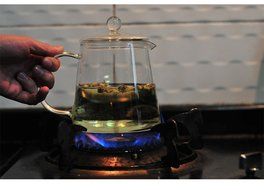 Xiazhi High Borosilicate Glass Teapot ,Glass Teakettles Stovetop Safe 1100ml