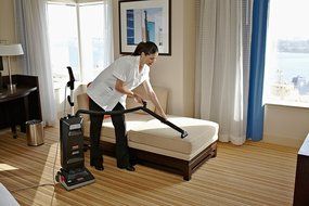 Rubbermaid Commercial Executive Series Manual Height Adjustment Upright Vacuum Cleaner, 12-Inch, Black ( 1868440) N3