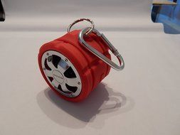 Waterproof Portable Bluetooth Speaker Super Bass, Powerful Sound, Whell Shape Design with speaker phone function N10