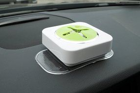 Car Air Purifier,Ionizer, Air cleaner, Ionic air purifier, Odor Eliminator removes cigarettes smoke, smell and... N2