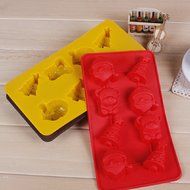 DUFUSTORE Chocolate Cake Candy Baking Silicone Bakeware Mould Christmas Tree bells Bear Pattern Random Color