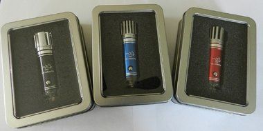 Car Air Freshener Purifier Ionizer Deodorizer (Red) Neutralizes Pet Odors and Cigarette Smoke Odor. N5