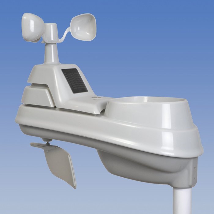 AcuRite 01500 Wireless Weather Station with Wind and Rain Sensor N2