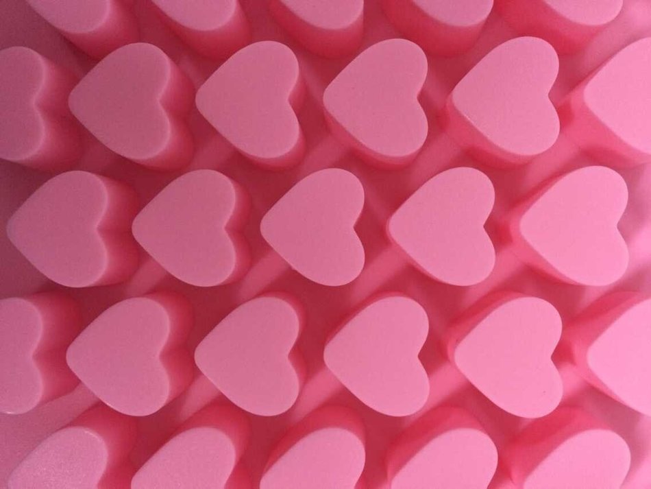CHuangQi Mini Heart Shape Silicone Ice Cube / Chocolate Mold (Pink,Pack of 2) N3