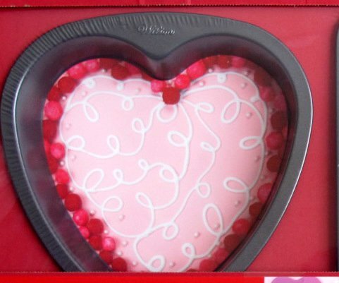 Wilton 2-Piece Valentine Cake Baking Pan Set