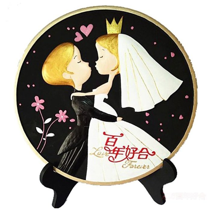 Traditional 218mm Activated Carbon Carving Creative Marriage Room Ornaments