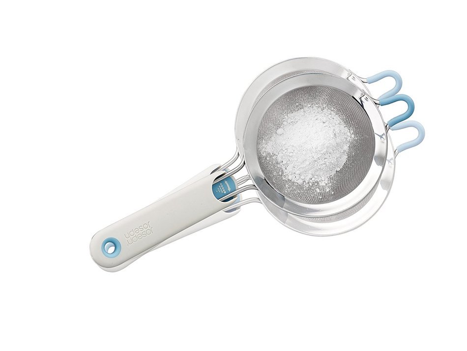 Joseph Joseph Shake It Self Tapping Sieve, Large, Grey N4