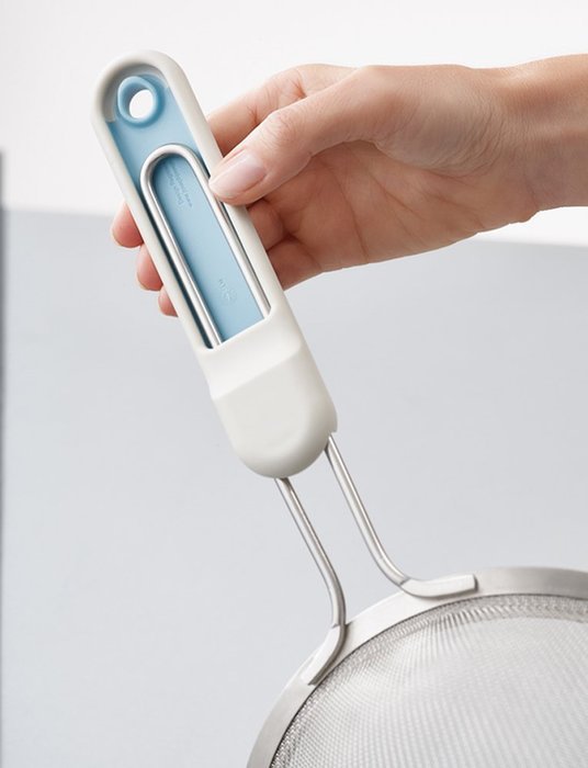 Joseph Joseph Shake It Self Tapping Sieve, Large, Grey N6