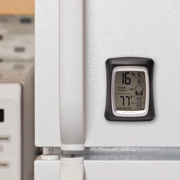 AcuRite 00325 Home Comfort Monitor, Black