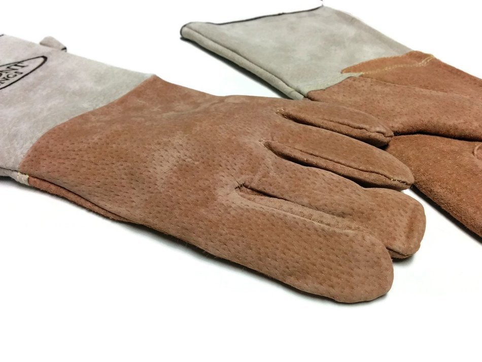Vermont Castings Fireplace and Stove Leather Safety Gloves N6