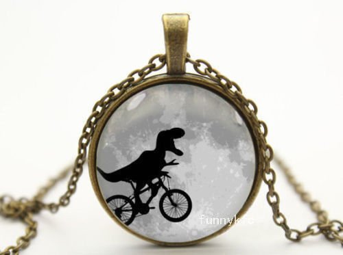 Vintage Dinosaur Cabochon Bronze Glass Chain Pendant Necklace ！ N2