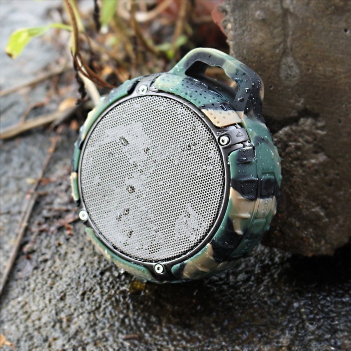 Portable IPX67 Wireless Bluetooth 4.0 Speaker, 5W Strong Subwoofer Speaker with Built-in Mic, Compact Rugged Waterproof... N5