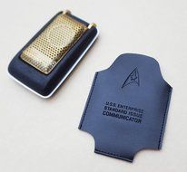 Star Trek: TOS Bluetooth Communicator - Cell Phone Handset and Speaker - With Collectible Display Case N5