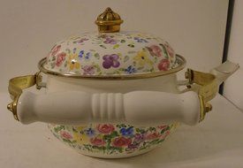 Porcelain Enamel and Steel 2 Quart Tea Kettle with English Garden Design N4