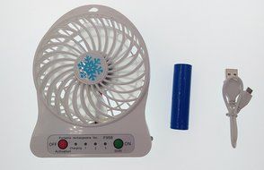 O-Best Batteries/USB Powered Portable Mini Air Conditioning Fan Chargeable Hand-held No Leaf Fan Air Conditioner... N2