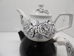 3 Pieces Tea Kettle Set-Family Size,Enamel,Stove Top, Fourth One. N5