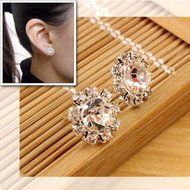 Silver 1 Pair Fashion Women Lady Elegant Crystal Rhinestone Ear Stud Earrings
