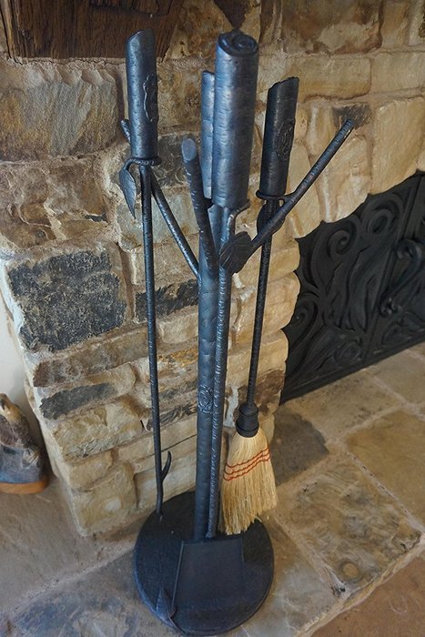 Rustic Tool Set N2
