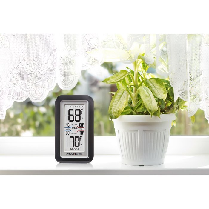 AcuRite 02049 Digital Thermometer with Indoor/Outdoor Temperature N2