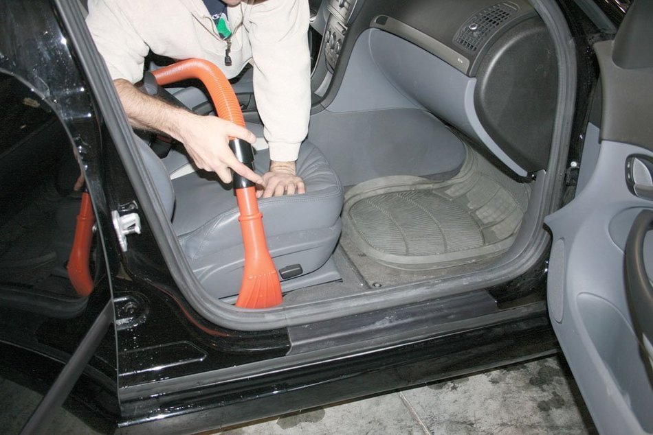 Cen-Tec Systems 90342 Vacuum Garage Shop Kit with 20-Foot Hose