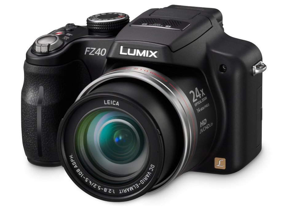 Panasonic Lumix DMC-FZ40 14.1 MP Digital Camera with 24x Optical Image Stabilized Zoom and 3.0-Inch LCD - Black... N4
