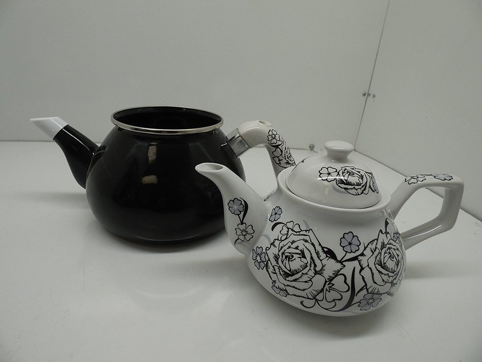 3 Pieces Tea Kettle Set-Family Size,Enamel,Stove Top, Fourth One. N3