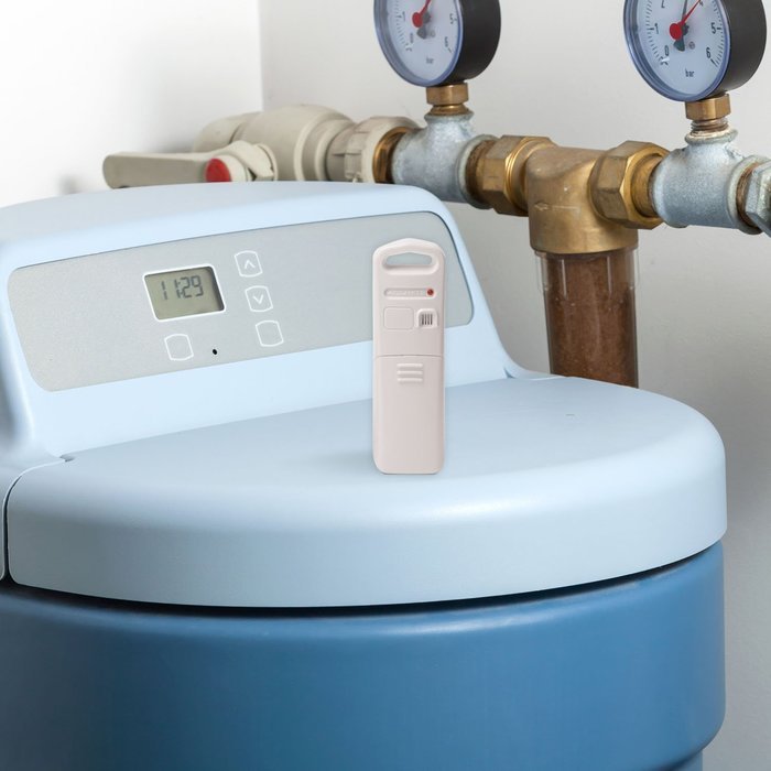 AcuRite Indoor Temperature & Humidity Station With 3 Sensors N2