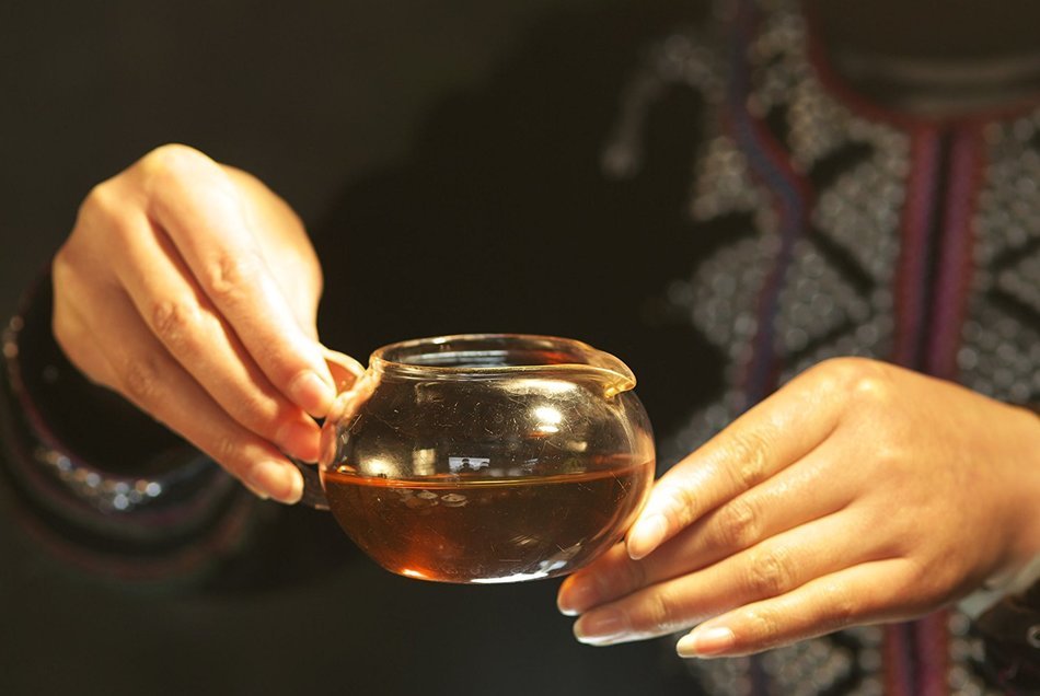 Yunnan Longrun Pu-erh Tea Cake -Dali(Year 2010,Fermented, 357g)