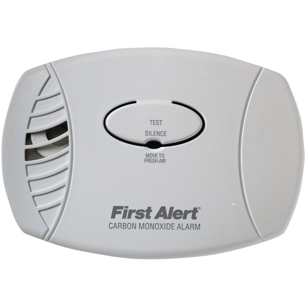 FIRST ALERT CO600 Carbon Monoxide Plug-In Alarm (No Backup or Display ...