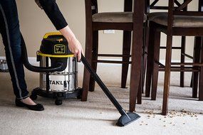Stanley Wet/Dry Vacuum, 5 Gallon, 4 Horsepower, Stainless Steel Tank N4