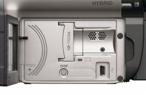Sony DCR-DVD650 DVD Camcorder (Discontinued by Manufacturer) N13