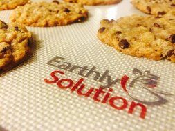 Earthly Solution Professional Grade Silicone Baking Mat, with Ebook, 16.5&quot; x 11&quot;, Grey and White N6