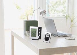 Wireless Weather Station Digital Thermometer &amp; Hygrometer with Remote Sensor