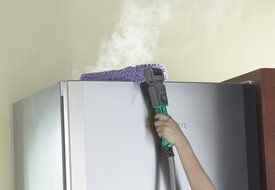 Shark 2-in-1 Blast &amp; Scrub Steam Pocket Mop (S4701D) N2
