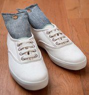 Four (4) Mini Moso Air Purifying Bags (Two Packs of Two). Naturally Absorbs Odors in Shoes, Gym Bags, Backpacks...